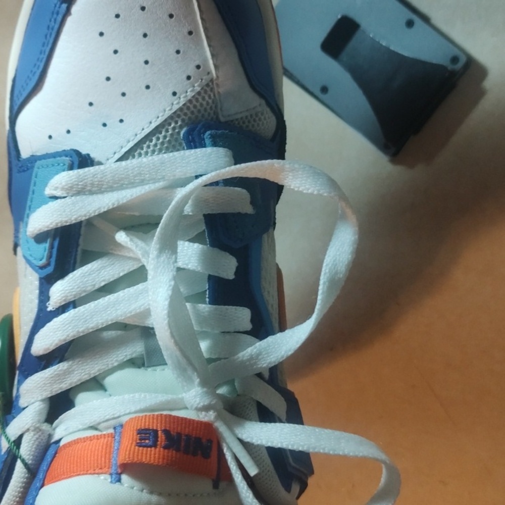 Size 7 Men's Orange Blue And White Nike Dunks With Verified Authenticity Coins - Picture 13 of 16